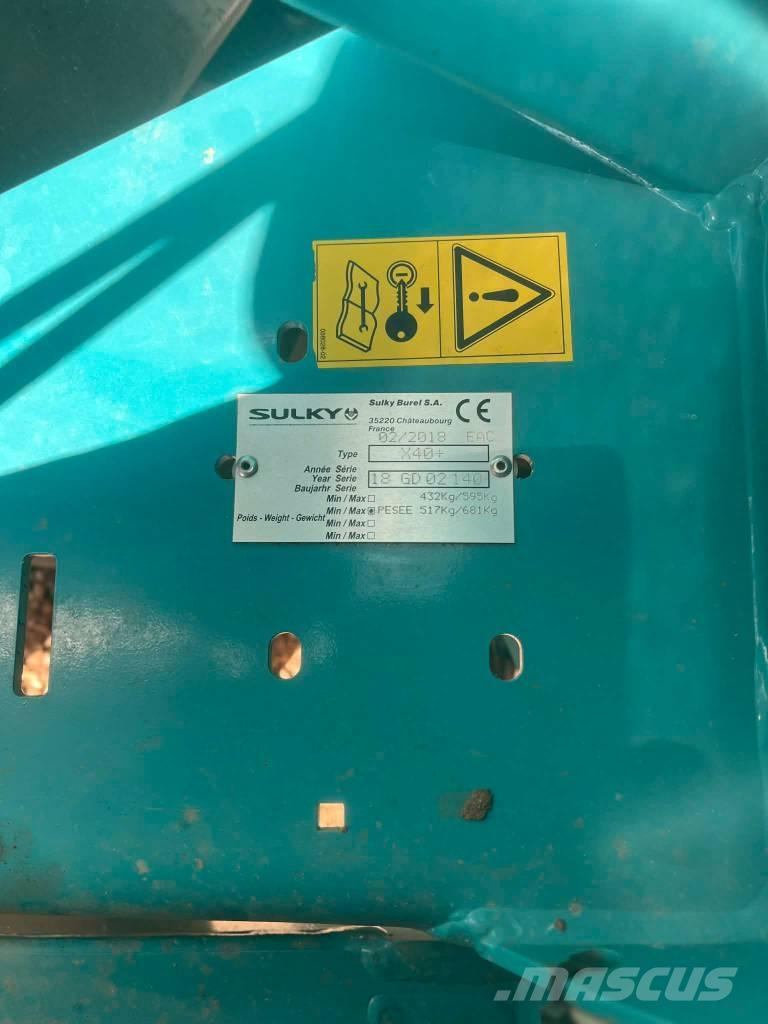 Sulky X40+ Rozmetadla chlévské mrvy