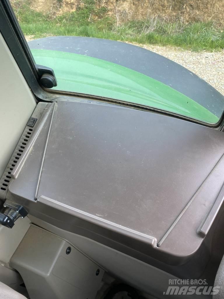 John Deere 6100 M Traktory