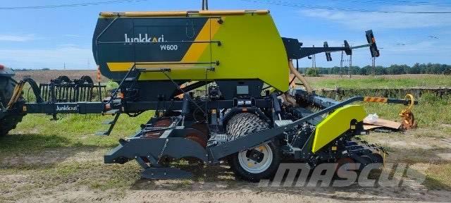 Junkkari W600 Kombinované secí stroje