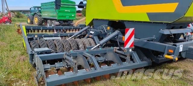 Junkkari W600 Kombinované secí stroje