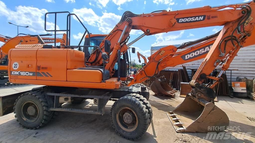 Doosan DX 160 W-3 Kolová rýpadla