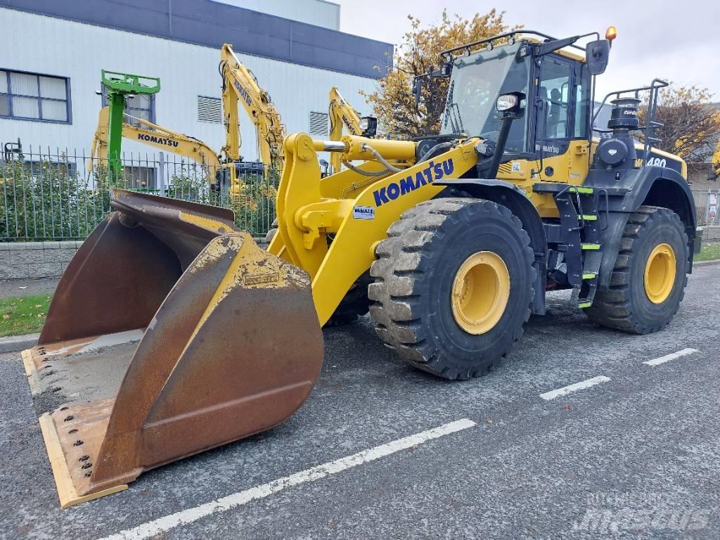 Komatsu WA480-8 Kolové nakladače