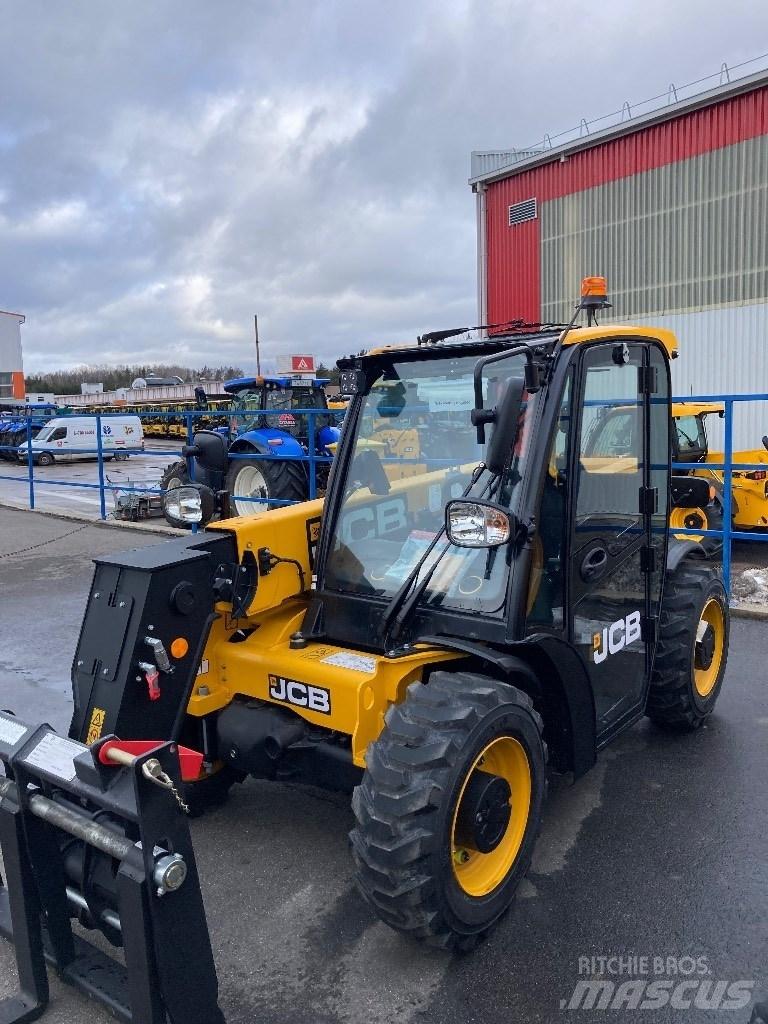 JCB 514-40 Agri Teleskopické nakladače pro zemědělství