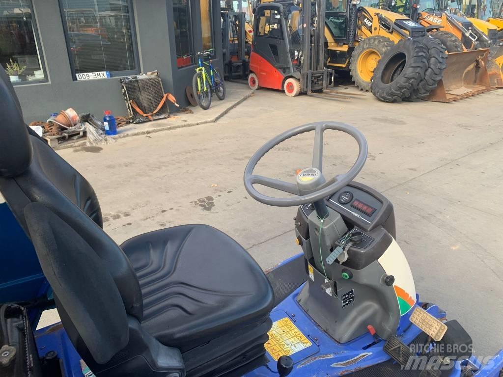 Iseki SF 230 FH Samojízdné sekačky