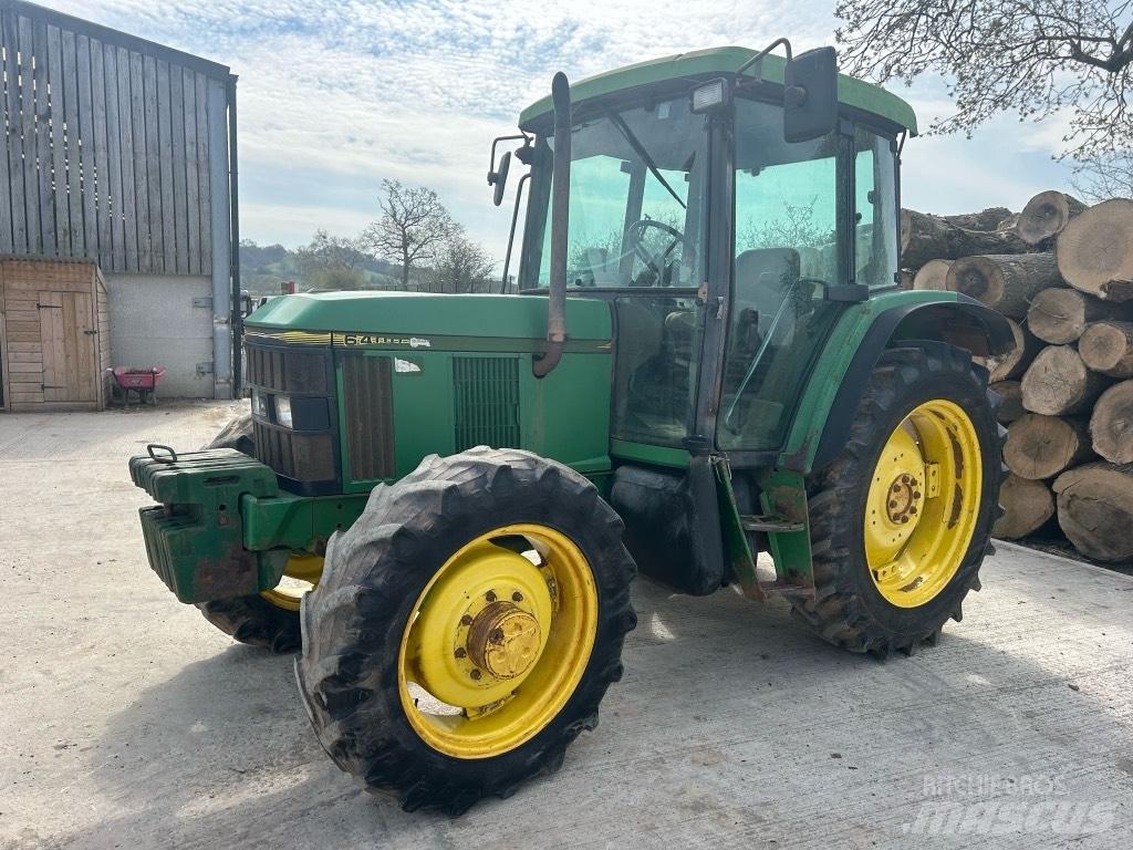 John Deere 6400 Kompaktní traktory