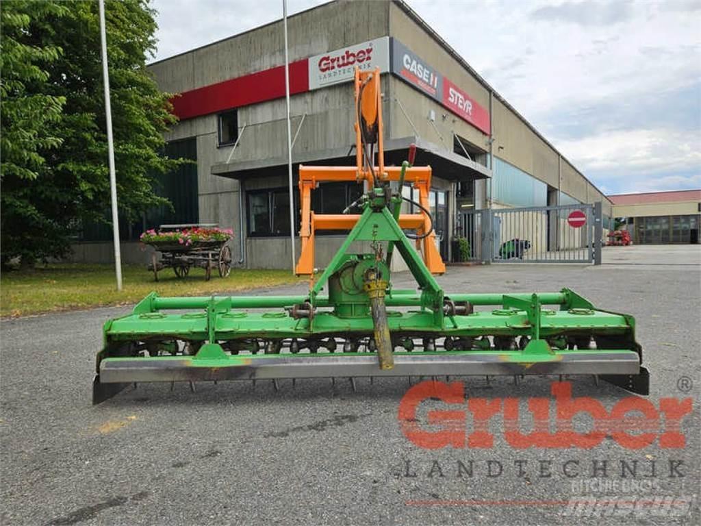 Fliegl S 3000 Rotační brány a půdní frézy