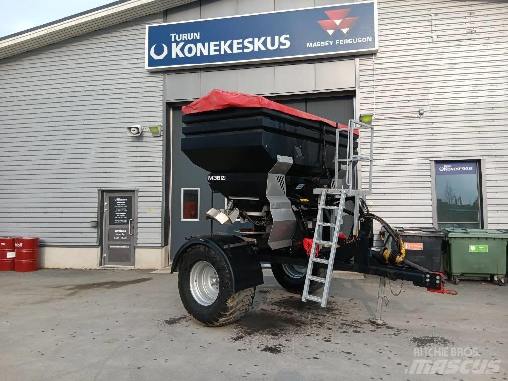 DCM M36M + CPS Rozmetadlo minerálních hnojiv