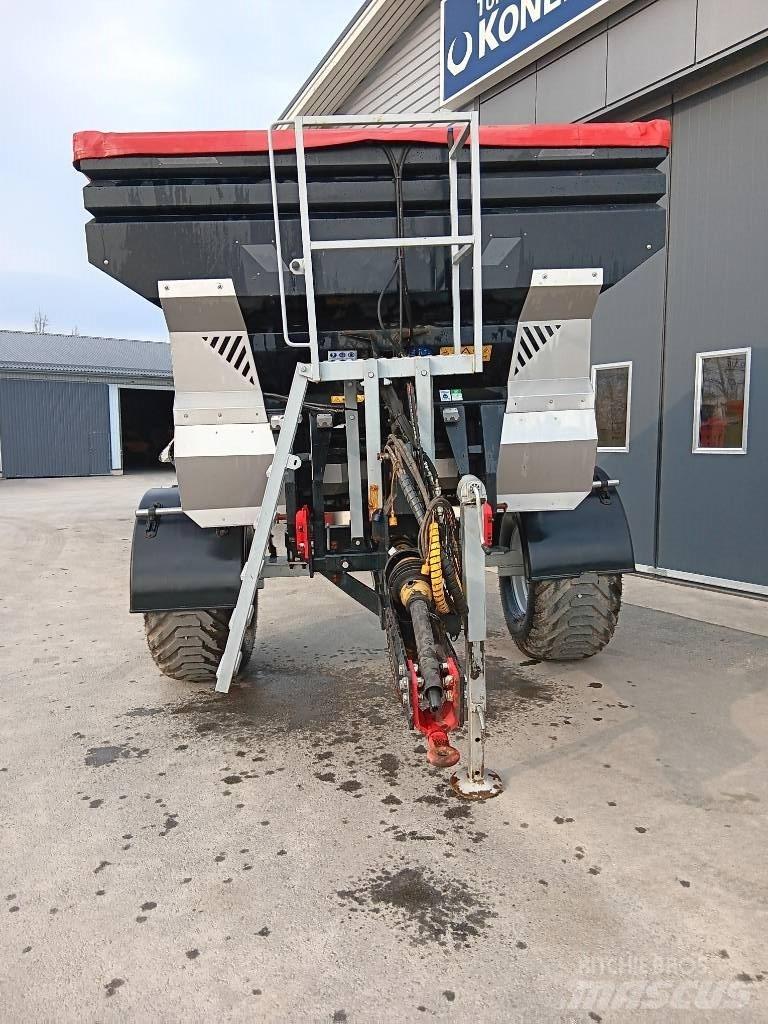 DCM M36M + CPS Rozmetadlo minerálních hnojiv