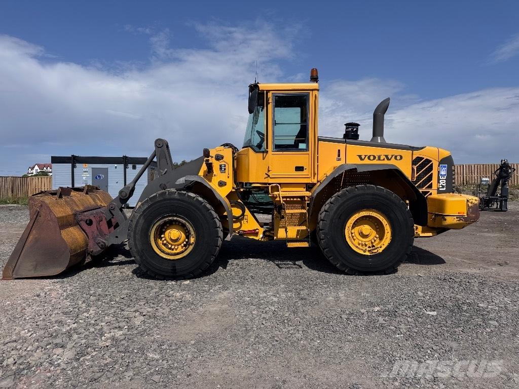 Volvo L 120 E Kolové nakladače
