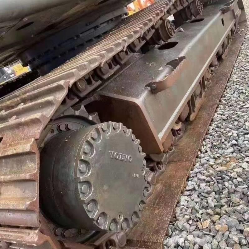 Volvo EC 360 Pásová rýpadla