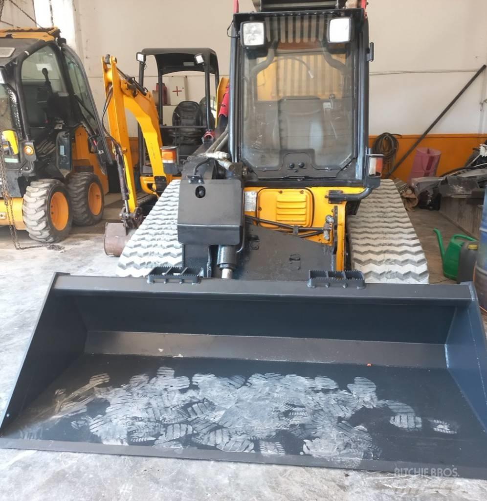 JCB 1110 T Smykem řízené nakladače