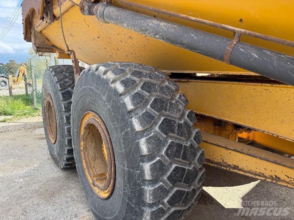 Volvo A25D Kloubové dempry