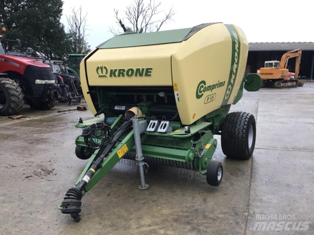 Krone Comprima f125 Lis na válcové balíky