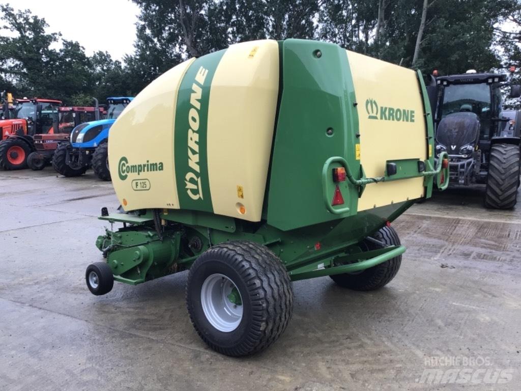 Krone Comprima f125 Lis na válcové balíky