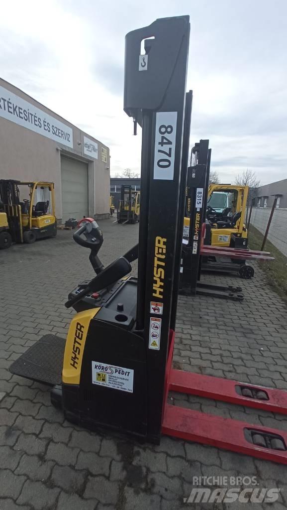 Hyster S1.4S Ručně vedené vysokozdvižné vozíky