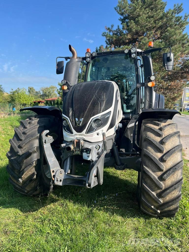 Valtra T234 Versu Traktory