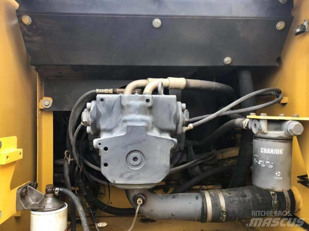Komatsu pc200-7 Pásová rýpadla