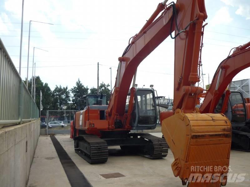 Hitachi EX 220-3 Pásová rýpadla