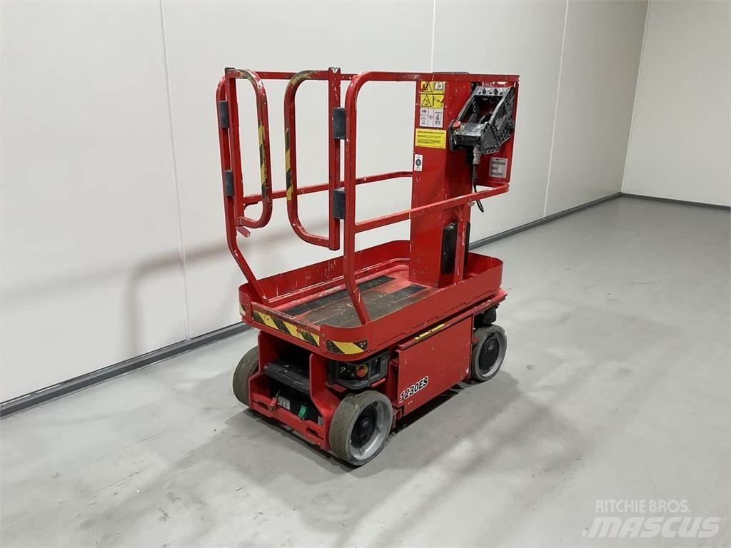 JLG 1230ES Nůžková zvedací plošina