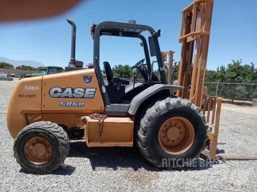 CASE 586H Terénní vysokozdvižné vozíky