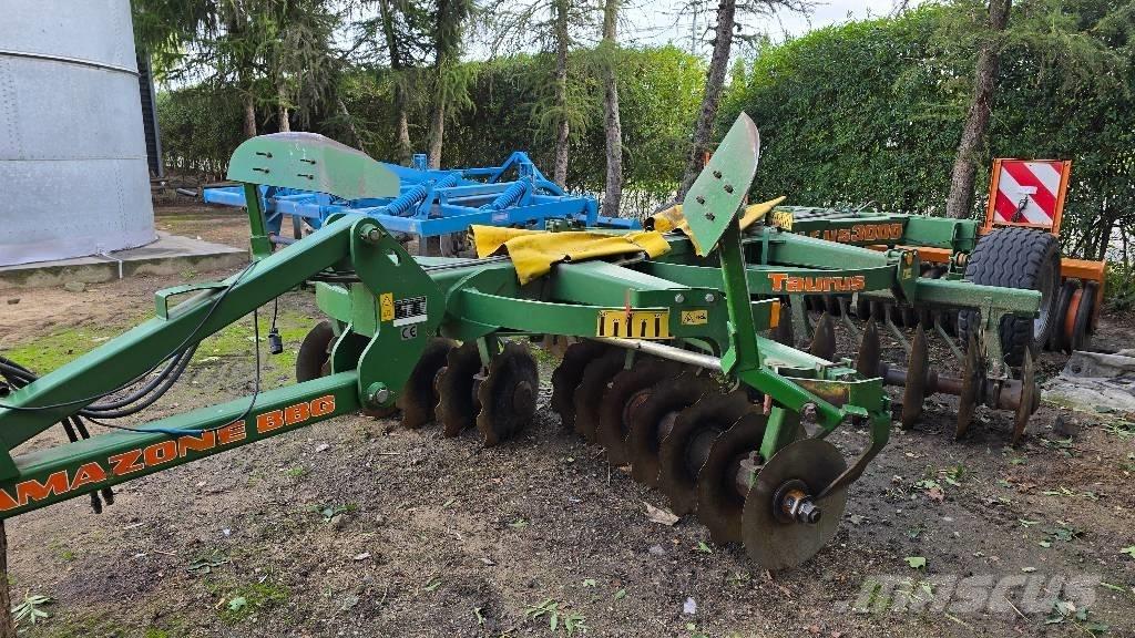Amazone Taurus 3000 Talířové brány
