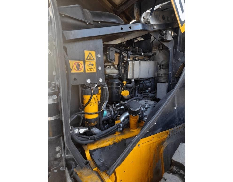 JCB 417 Kolové nakladače
