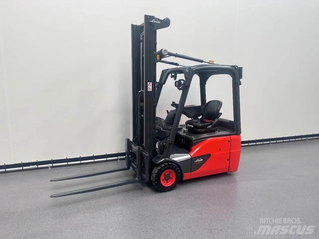 Linde 386 E 16-02 Akumulátorové vozíky