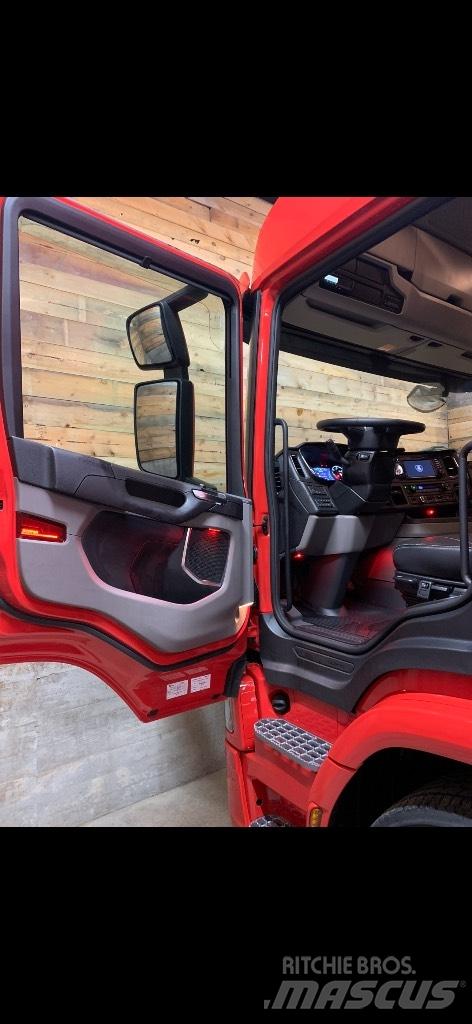 Scania P 280 Skříňová nástavba