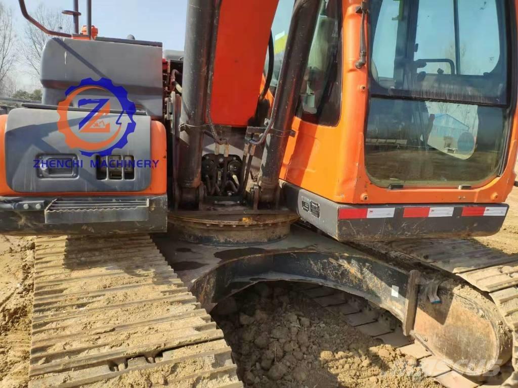 Doosan DX 150LC Midi rýpadla 7t - 12t