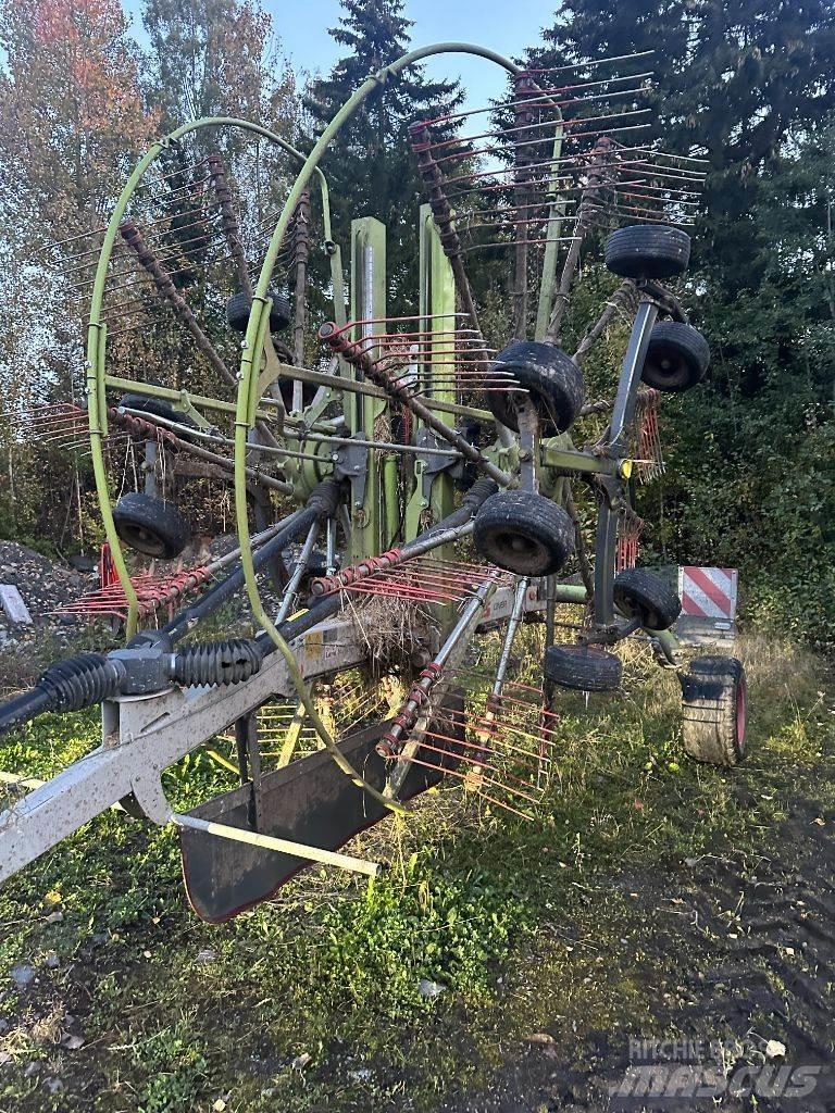 CLAAS Liner 2800 Obraceče a shrabovače sena