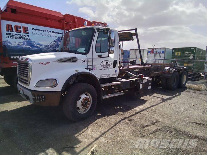 Freightliner M2 Lanový nosič kontejnerů
