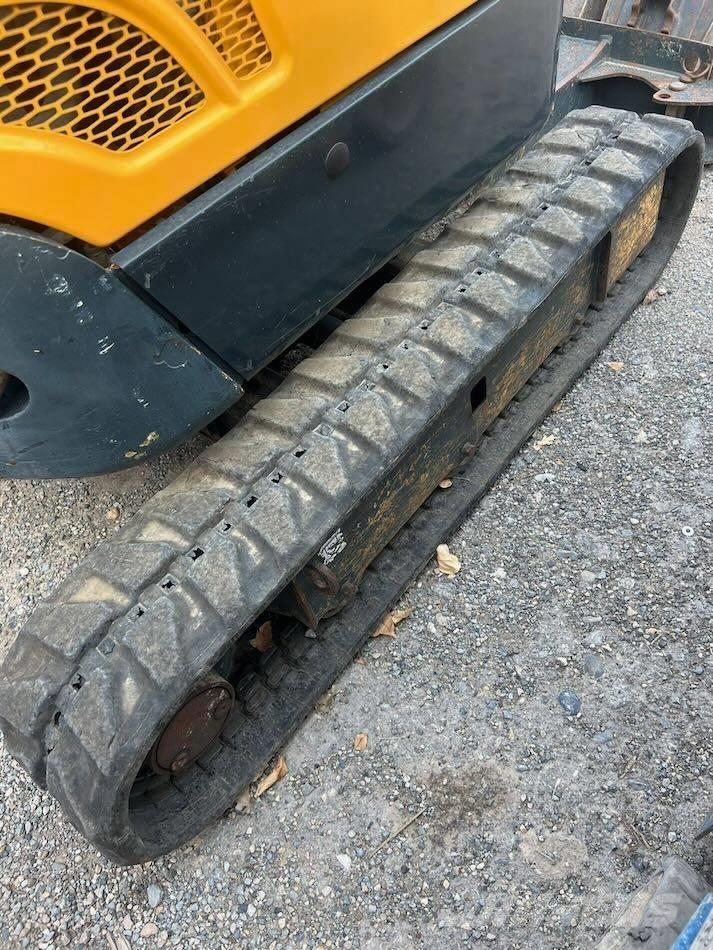 Hyundai R17-9 Mini rýpadla < 7t