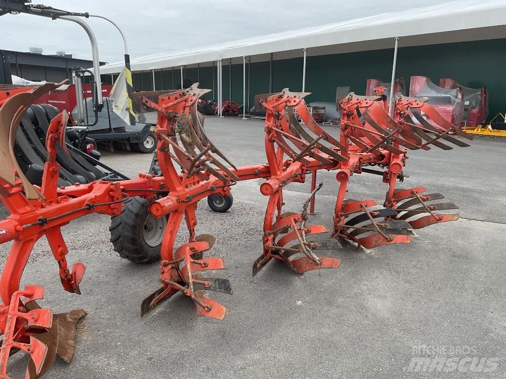 Kuhn Varimaster 122 Oboustranné pluhy