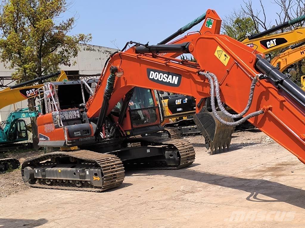 Doosan DX 300 Midi rýpadla 7t - 12t