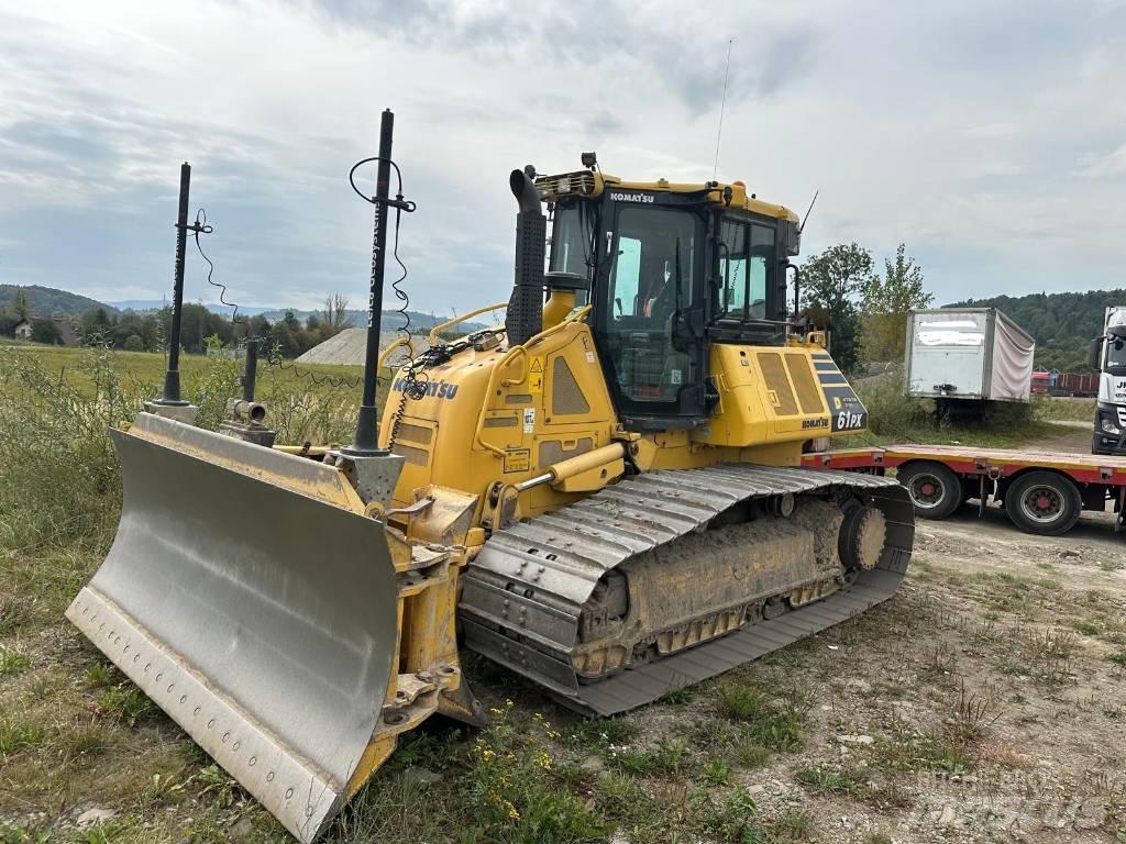 Komatsu D 61 PX24 Pásové dozery