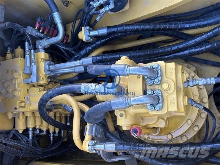 Komatsu PC 350-7 Pásová rýpadla