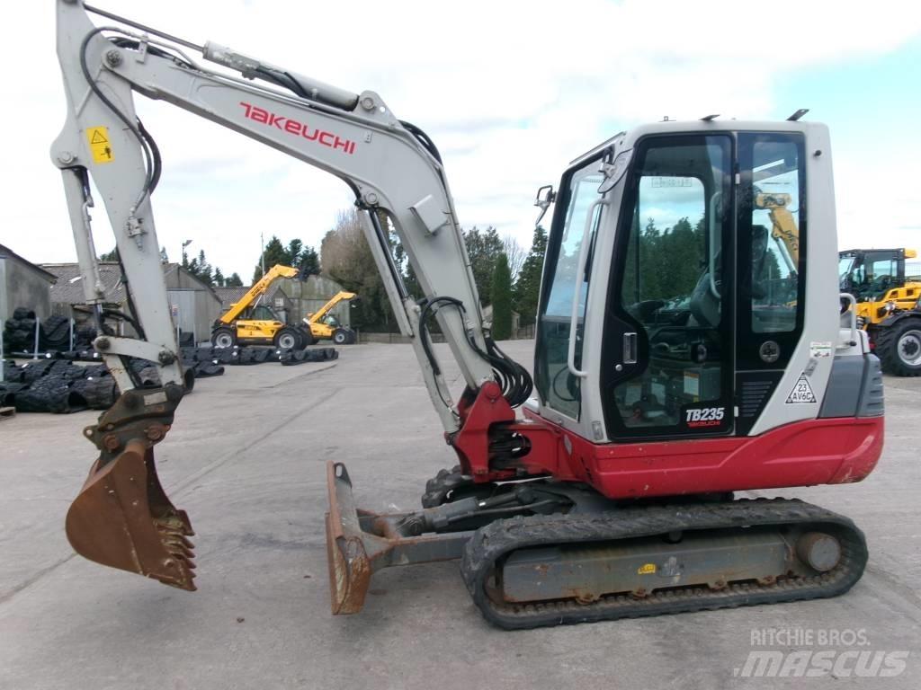 Takeuchi TB 235 Mini rýpadla < 7t