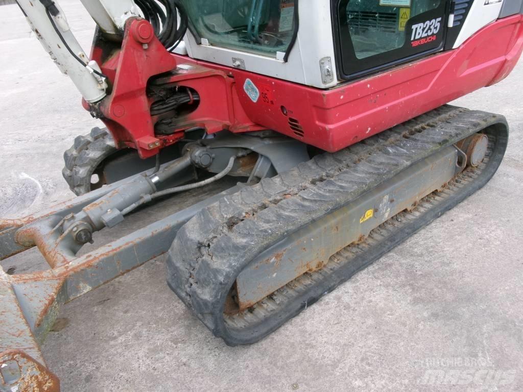 Takeuchi TB 235 Mini rýpadla < 7t
