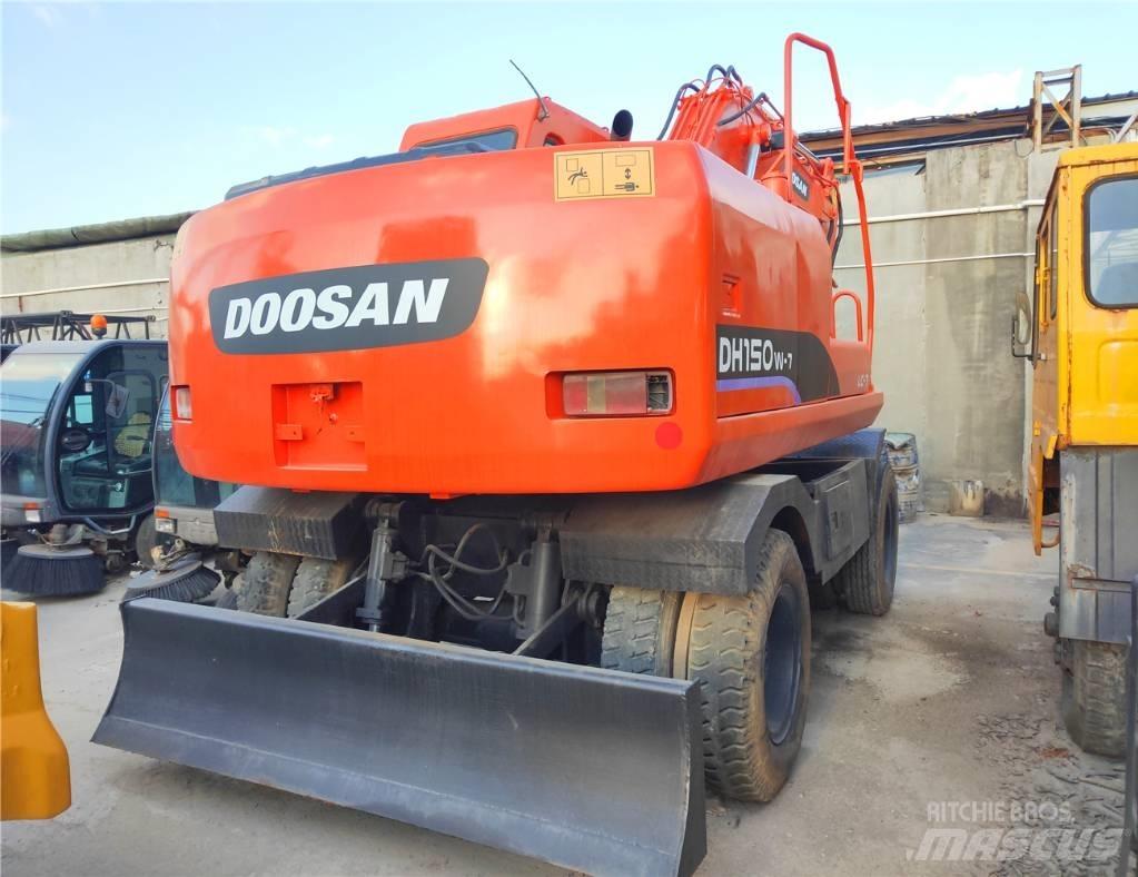 Doosan DH 150 W-7 Kolová rýpadla