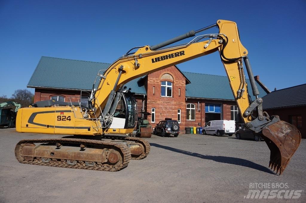 Liebherr R 924 LC Pásová rýpadla