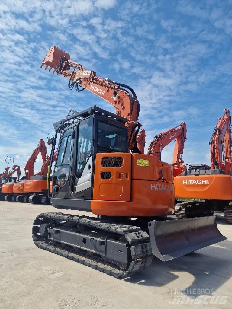 Hitachi ZX 85 Midi rýpadla 7t - 12t