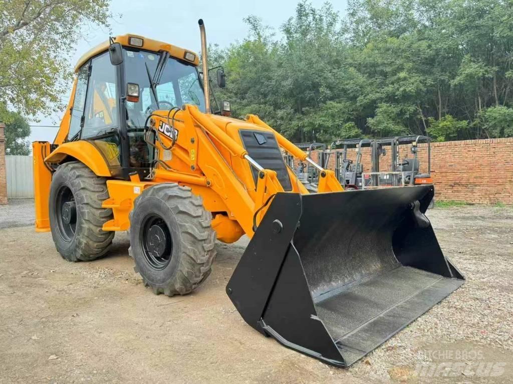 JCB 3 CX Rýpadlo-nakladače
