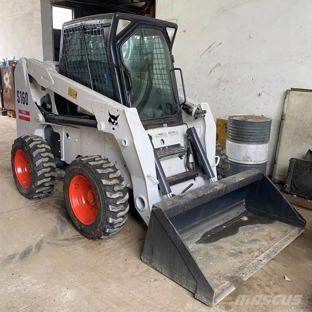 Bobcat S 160 Smykem řízené nakladače