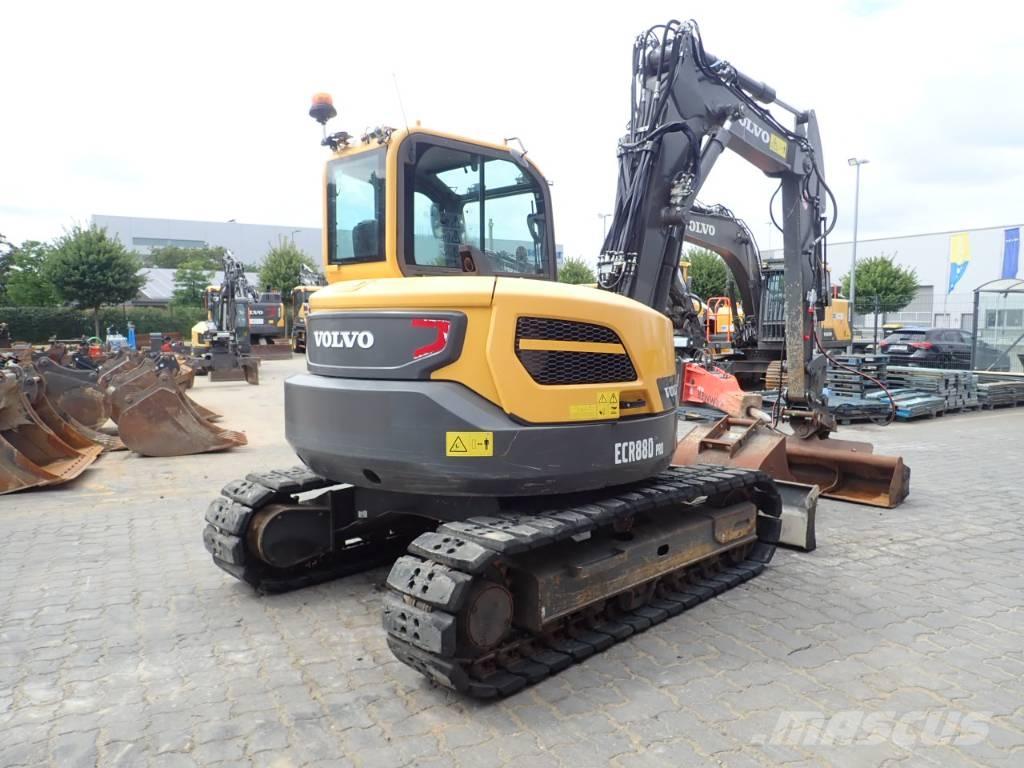 Volvo ECR 88 D Midi rýpadla 7t - 12t