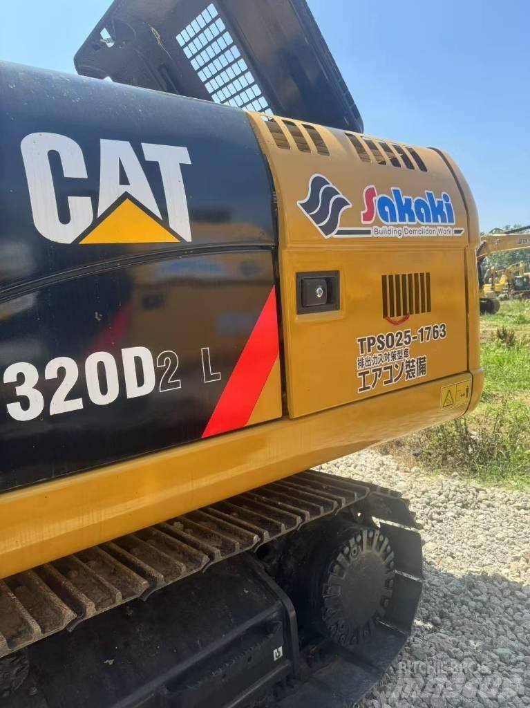 CAT 320d2 Pásová rýpadla