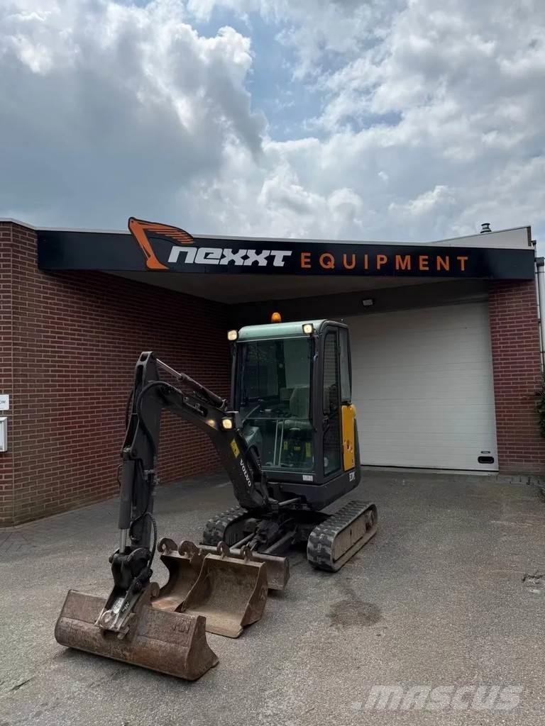Volvo EC 18 C Mini rýpadla < 7t