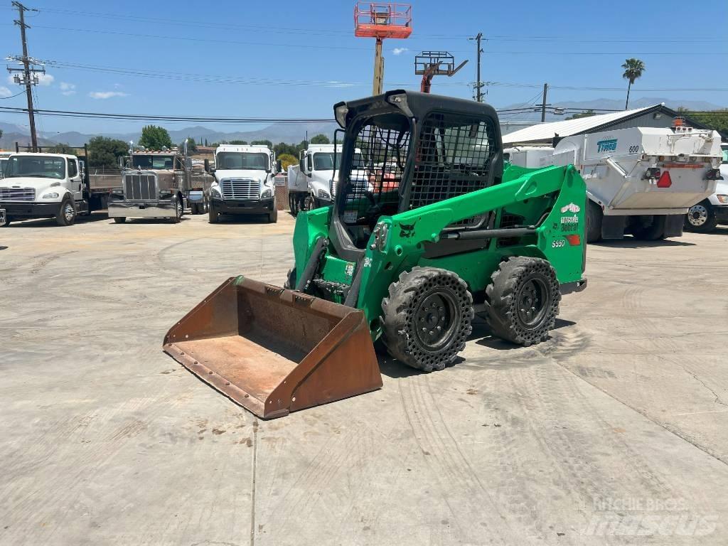 Bobcat S 550 Smykem řízené nakladače