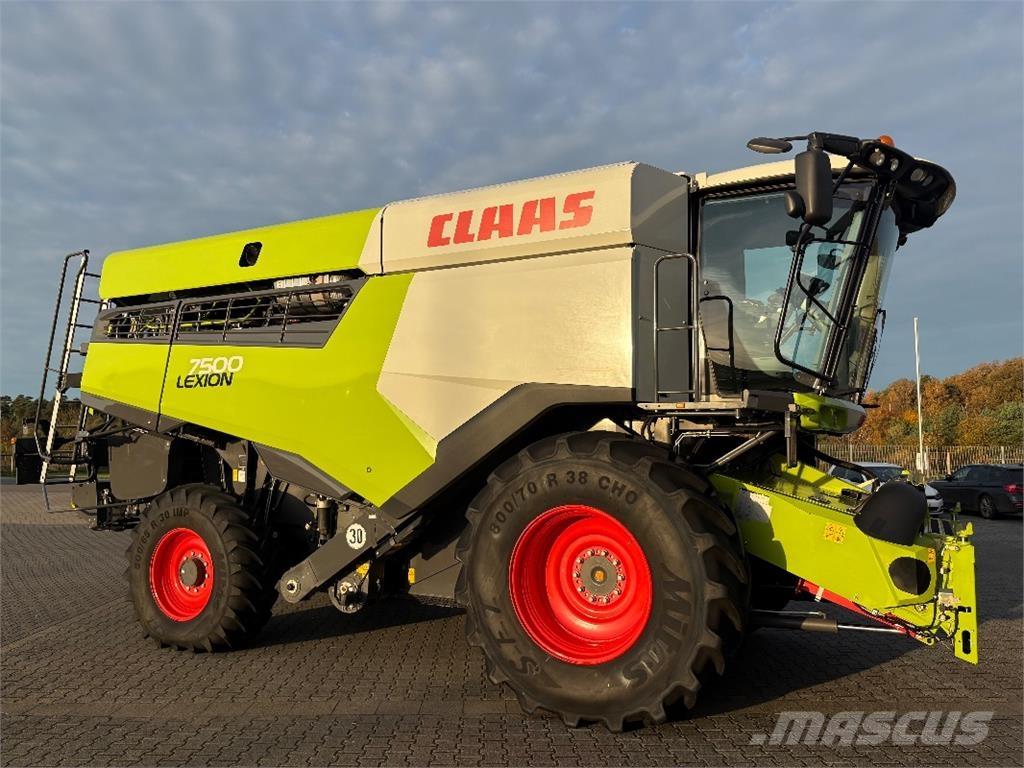 CLAAS LEXION 7500 Sklízecí mlátičky