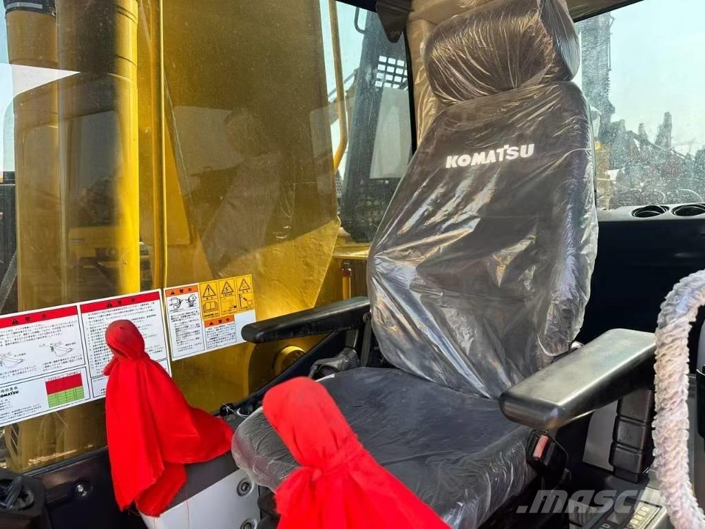 Komatsu PC 240 Pásová rýpadla