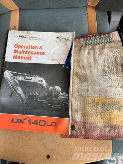 Doosan DX 140 LC Pásová rýpadla